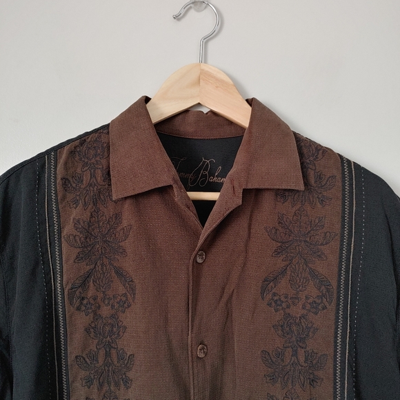 Tommy Bahama Silk Button Down Shirt Short Sleeves Size Medium Brown Black - Picture 6 of 16